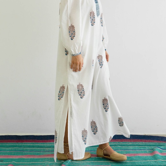 Virginie Violet Print Caftan Dress nwot - Picture 12 of 12